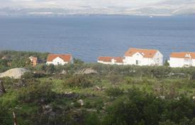 Просторный земельный участок с видом на море, недалеко от пляжа, Сутиван, Сплитско-Далматинская жупания, Хорватия за 1 400 000 €