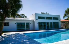 Комфортабельная вилла с открытым видом на залив и частным бассейном, Майами-Бич, США за $3 988 000
