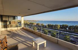 Просторная квартира в нескольких шагах от моря, Алимос, Аттика, Греция за 550 000 €