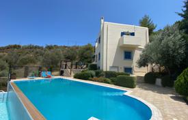 Трехэтажная вилла с бассейном всего в 120 м от моря, Галатас, Пелопоннес, Греция за 485 000 €