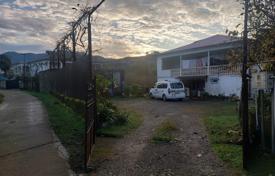 Интересное предложение: продается дом в пригороде Батуми, поселке Чакви, в состоянии «заходи, живи» + 2 участка в одном за $200 000