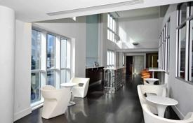 Квартира на Йорк-стрит, Олд Торонто, Торонто,  Онтарио,   Канада за C$858 000