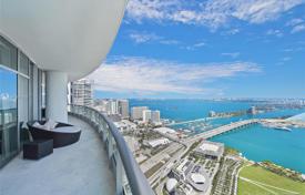 Отремонтированная меблированная квартира рядом с пляжем в Майами, Флорида, США за 3 102 000 €