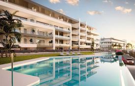 Апартаменты с панорамным видом в новой закрытой резиденции с бассейном и садами, Кампельо, Испания за 230 000 €