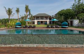 Двухэтажная вилла с бассейном и видом на океан, Унгасан, Бали, Индонезия за $12 200 в неделю