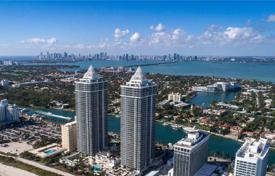 Современные апартаменты с видом на бухту в резиденции на первой линии от пляжа, Майами-Бич, Майами, США за $856 000