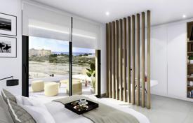 Современная вилла с террасой, недалеко от пляжа, Агилас, Испания за 377 000 €