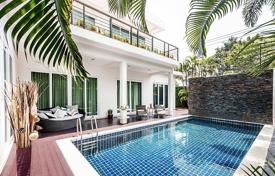 Дом в городе в Паттайе, Чонбури, Таиланд за $306 000