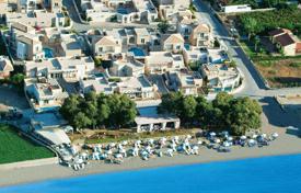 Жилой комплекс с квартирами под аренду на берегу моря в Ханье, Крит, Греция за От 270 000 €