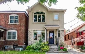 Дом в городе на Гленхолм-авеню, Йорк, Торонто,  Онтарио,   Канада за C$1 467 000