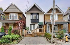 Дом в городе в Олд Торонто, Торонто, Онтарио,  Канада за C$1 619 000