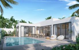 Новый комплекс вилл с бассейнами недалеко от гольф-клуба, Пхукет, Таиланд за От $365 000