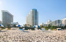 Современная меблированная квартира в шаге от пляжа, Майами-Бич, Флорида, США за 1 219 000 €