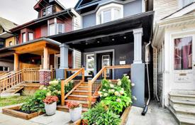 Дом в городе на Дандас-стрит Восток, Олд Торонто, Торонто,  Онтарио,   Канада за C$1 570 000