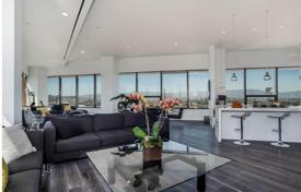 Двухуровневые апартаменты в элитном комплексе с широким спектром услуг, Лос-Анджелес, США за 4 635 000 €
