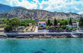 Трёхэтажная вилла «под ключ» на первой линии от моря, Коринфия, Пелопоннес, Греция за 400 000 €
