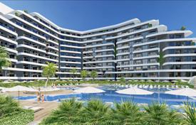 Новая резиденция с бассейнами, конференц-залом и собственным пляжем рядом с аэропортом, Алания, Турция за От $191 000