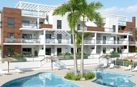 Апартаменты с парковочными местами в 300 метрах от пляжа, Торре де ла Орадада, Испания за 285 000 €
