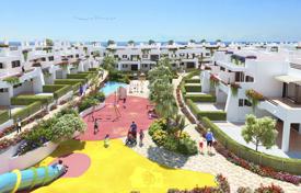 Таунхаус с террасой, в тихом районе недалеко от пляжей, Мурсия за 370 000 €