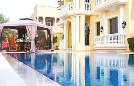 Вилла в The Palm Jumeirah, Дубай, ОАЭ за 14 500 € в неделю