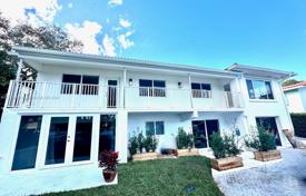 Дом в городе в Майами Шорс, США за $1 891 000