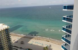 Просторные апартаменты с видом на океан в резиденции на первой линии от пляжа, Холливуд, Флорида, США за $1 299 000