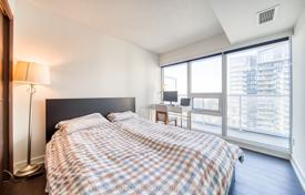Квартира на Батерст-стрит, Торонто, Онтарио,  Канада за C$808 000
