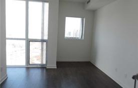 Квартира в Янг-стрит, Торонто, Онтарио,  Канада за C$843 000