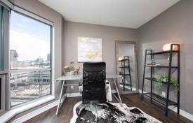 Квартира в Янг-стрит, Торонто, Онтарио,  Канада за C$934 000