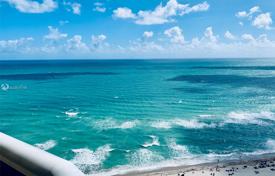 Трехкомнатная квартира на первой линии от океана в Санни-Айлс-Бич, Флорида, США за $1 279 000