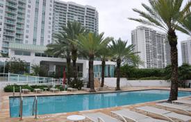 Пятикомнатные апартаменты с красивым видом на океан в Авентуре, Флорида, США за 1 030 000 €