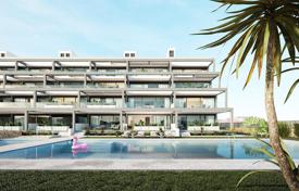 Апартаменты в резиденции с бассейнами, в 500 метрах от пляжа, Мар де Кристаль, Испания за 325 000 €
