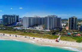 Уютные апартаменты с видом на океан в резиденции на первой линии от набережной, Майами-Бич, Флорида, США за $1 499 000