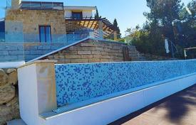 Просторная вилла с бассейном и джакузи, Пафос, Кипр за 1 495 000 €