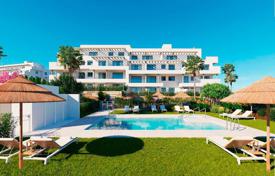 Четырехкомнатная квартира с видом на море недалеко от пляжа, Михас, Испания за 383 000 €