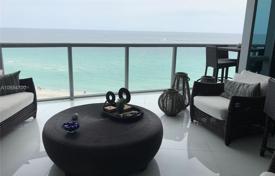 Трехспальные апартаменты на первой линии от пляжа в Санни-Айлс-Бич, Флорида, США за $2 090 000