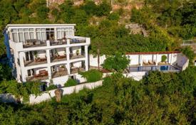 Вилла класса люкс с бассейном и видом на море, Бечичи, Черногория за 720 000 €