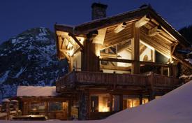 Красивейшее шале на популярном горнолыжном курорте Валь-д'Изер, Франция за 26 400 € в неделю