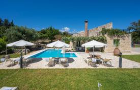 Каменная современная вилла с бассейном и садом в Ханье, Крит, Греция за 850 000 €