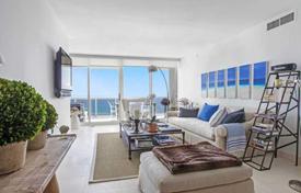 Апартаменты с видом на океан, в новом кондоминиуме с бассейном, теннисным кортом и тренажерным залом, Майами-Бич, Флорида за $1 799 000