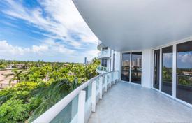 Огромная отремонтированная квартира с видом на океан в Авентуре, Флорида, США за 1 576 000 €