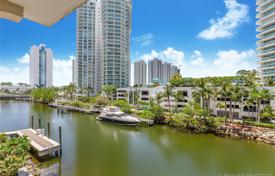 Белоснежная меблированная квартира с видом на океан в Санни-Айлс-Бич, Флорида, США за $1 190 000